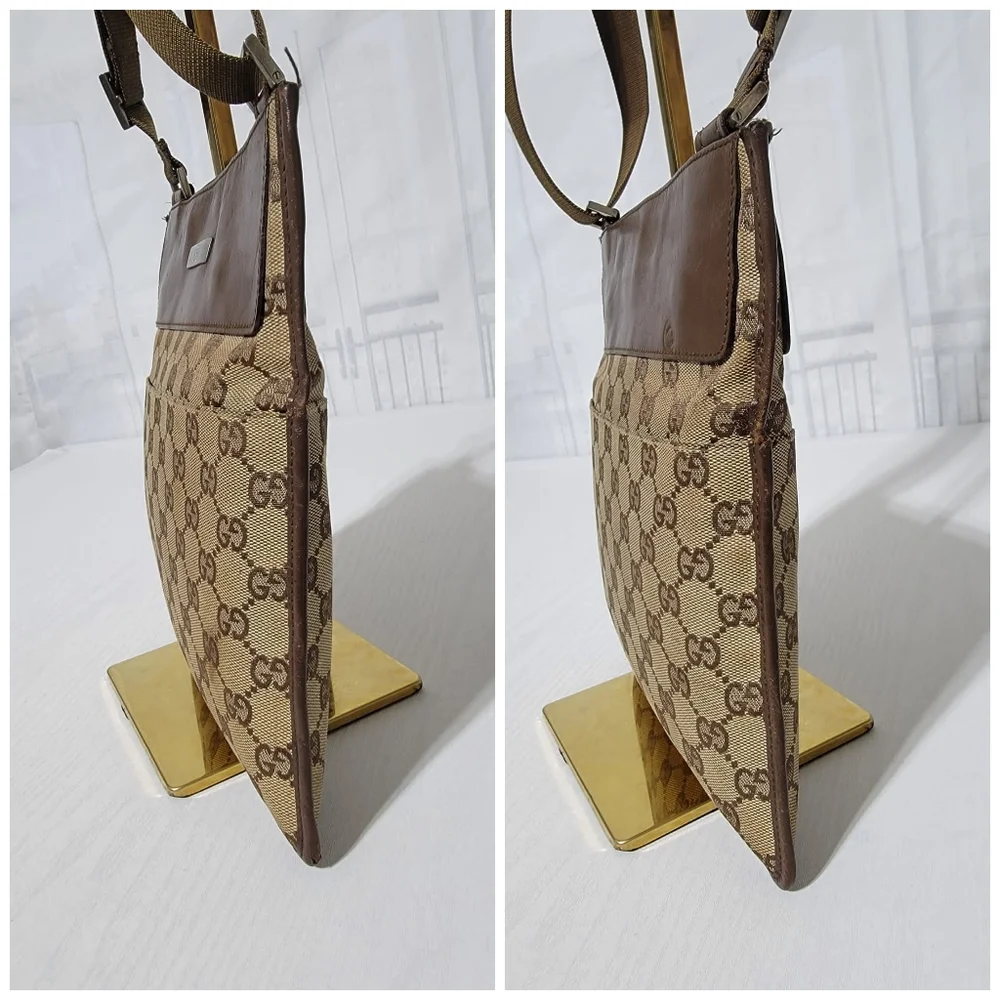 GUCCI GG CANVAS Flat SMALL MESSENGER CROSSBODY BAG